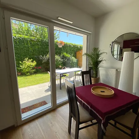 3 Pièces Vue Sur Le Jardin Appartamento