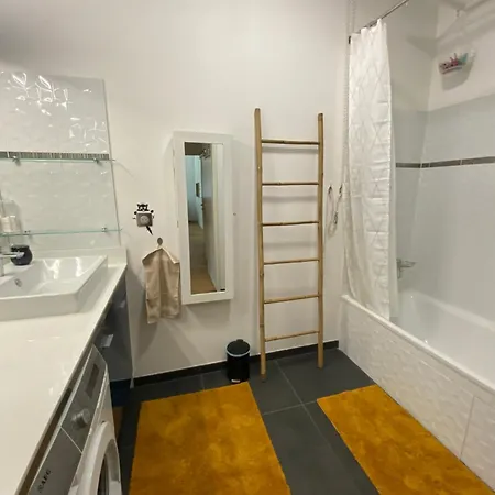 3 Pièces Vue Sur Le Jardin Strasburgo